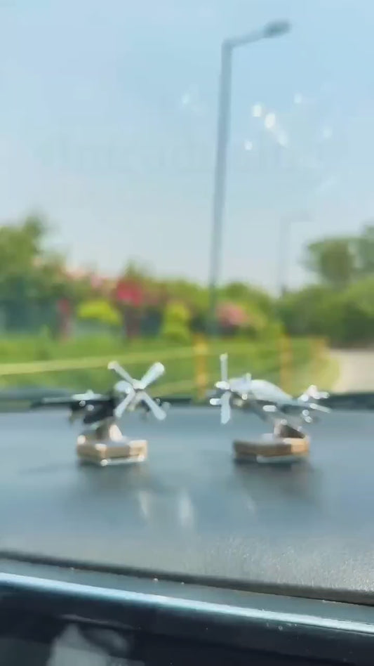 Car Solar Aircraft Air Freshener Airplane Aromatherapy Diffuser Ornaments Mini Car Perfume